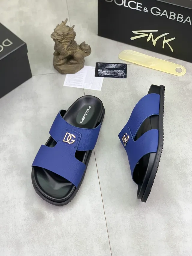 Dolce & Gabbana Portofino Bleu cuir grainé DG Logo chaussons 5