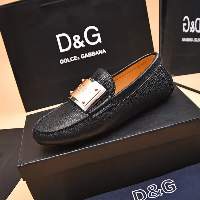 Dolce & Gabbana Noir Doré Cuir Granulé Plaque Métallique Loafer 6