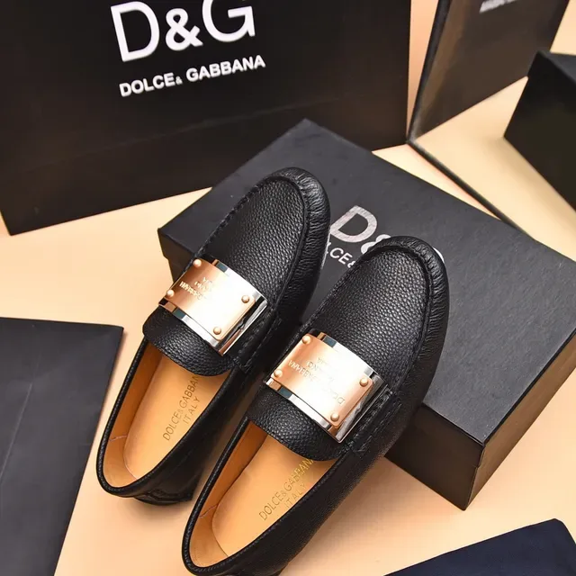 Dolce & Gabbana Noir Doré Cuir Granulé Plaque Métallique Loafer 8
