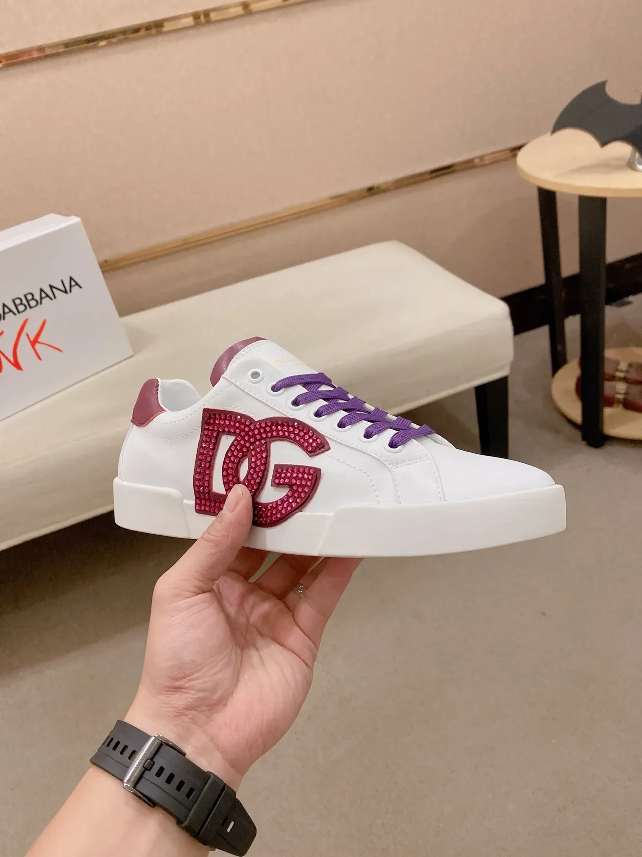 Dolce & Gabbana DG Logo sneaker blanc violet magenta lifestyle sneakers 5