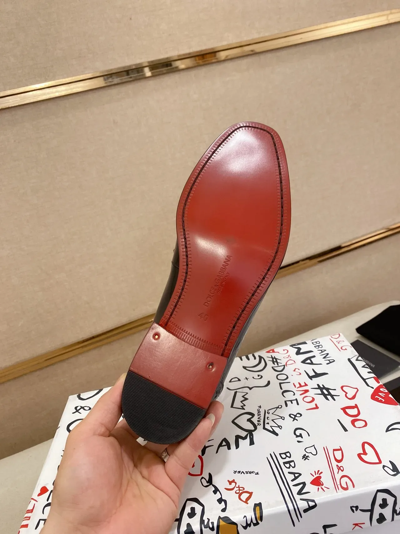 Dolce & Gabbana नेवी गोल्ड पेटेंट लेदर मेटल हॉर्सबिट ऑर्नामेंट लोफर 2