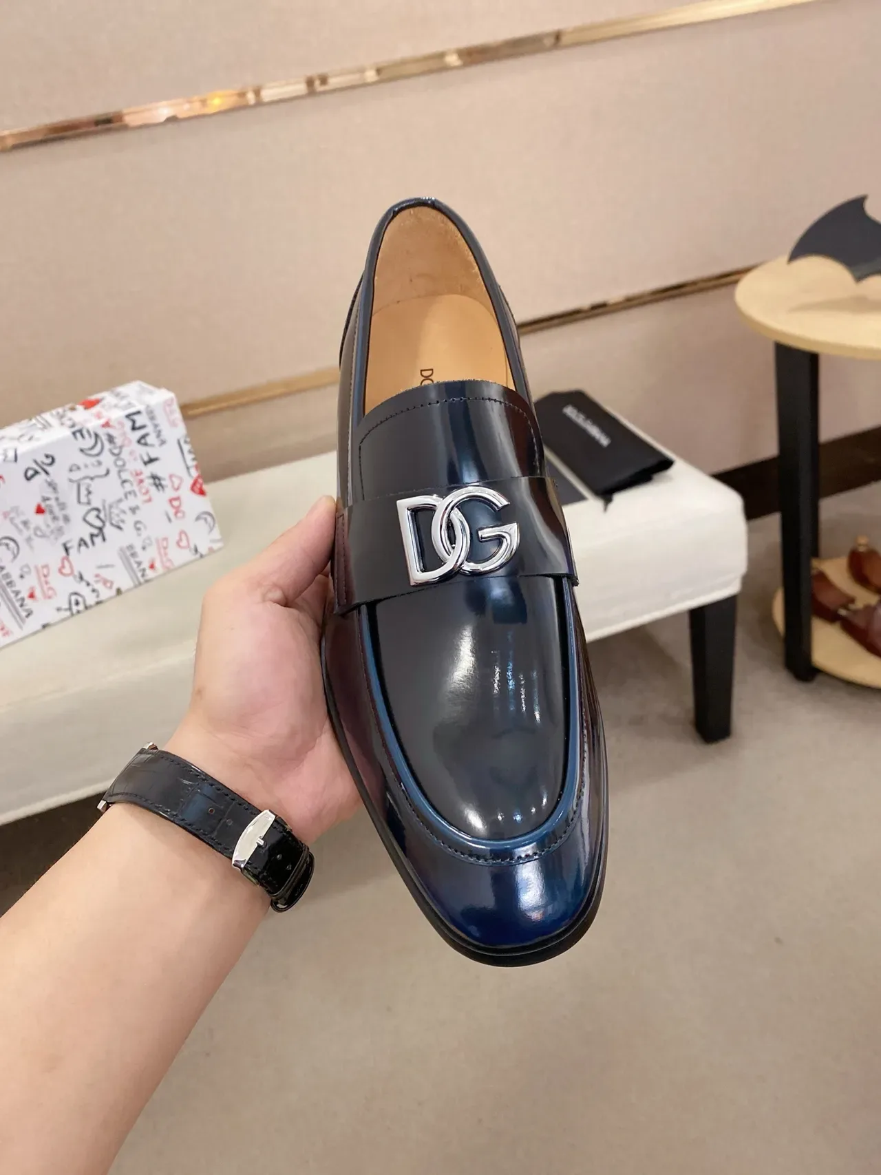 Dolce & Gabbana Portofino नेवी सिल्वर पेटेंट लेदर मेटल हॉर्सबिट बकल लोफर 2