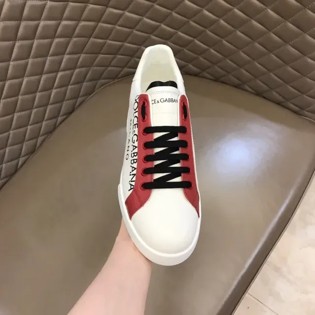 Dolce & Gabbana White and Red Logo Panel Lifestyle Sneakers 4