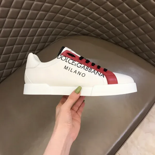 Dolce & Gabbana White and Red Logo Panel Lifestyle Sneakers 5