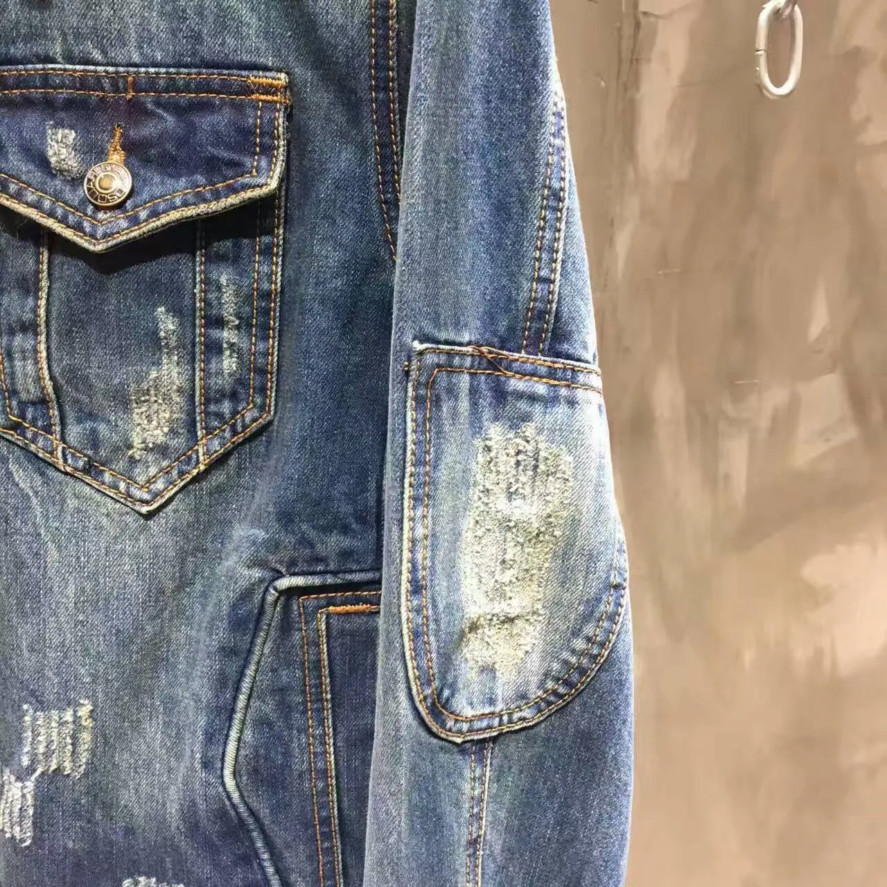 DSQUARED2 Veste en jean avec patches aux coudes et aspect usé 5