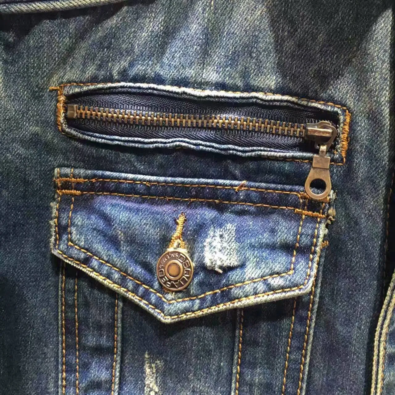 DSQUARED2 Veste en jean avec patches aux coudes et aspect usé 6