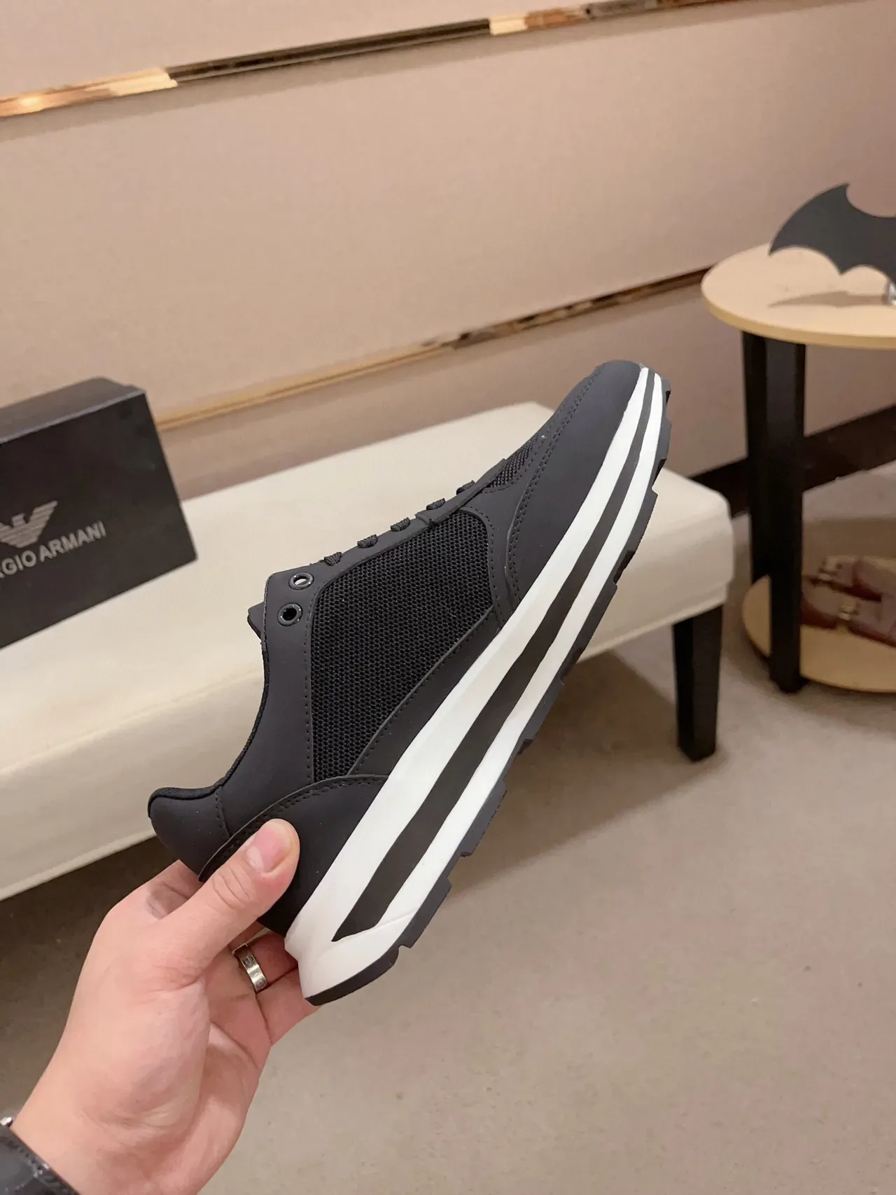 Emporio Armani EA7 Tênis Lifestyle Preto e Branco 5
