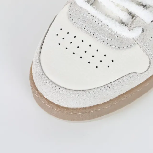 Fendi Beige Blanc Baskets Lifestyle Basses Empeigne Daim-Cuir Hybride 5