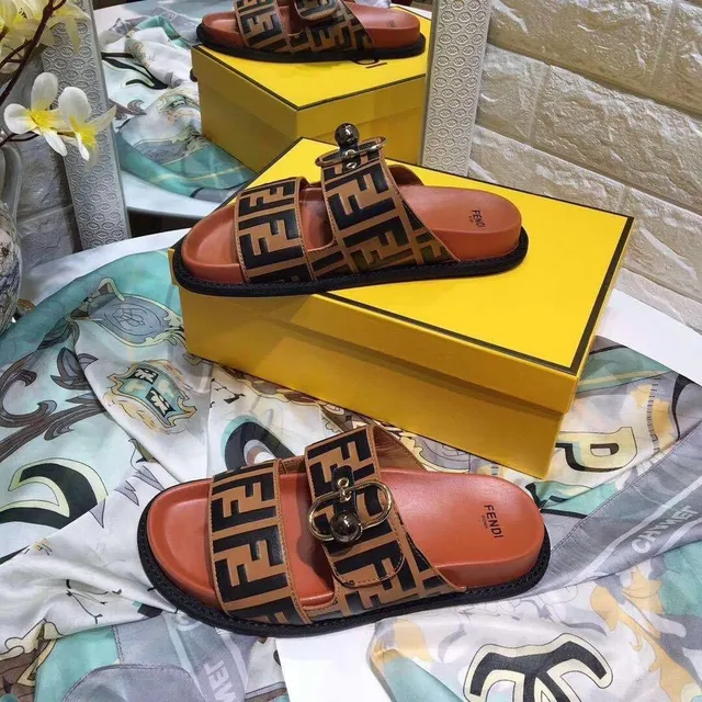 Fendi FF Buckle Slide بني أسود حزام مزدوج صندل كاجوال 2