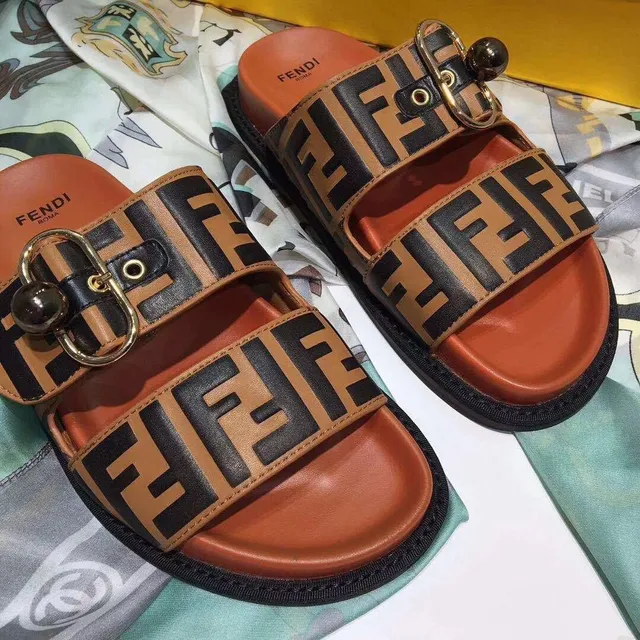 Fendi FF Buckle Slide بني أسود حزام مزدوج صندل كاجوال 4