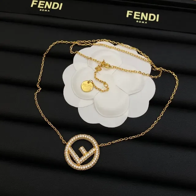 Collier pendentif Fendi FF Logo Pavé Crystal 4