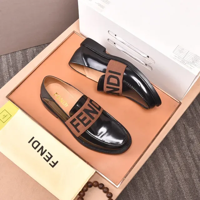 Fendi Mocassin Noir Brun Cuir Patenté Brillant Sangle Élastique Logo 8