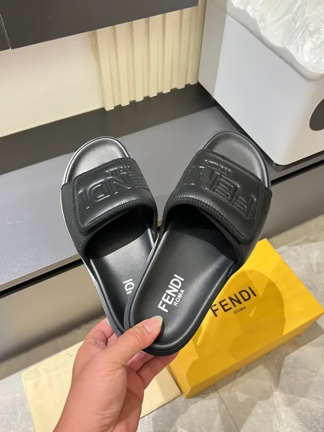 Fendi Multicolor Molded Rubber Embossed Logo Strap Slippers 21