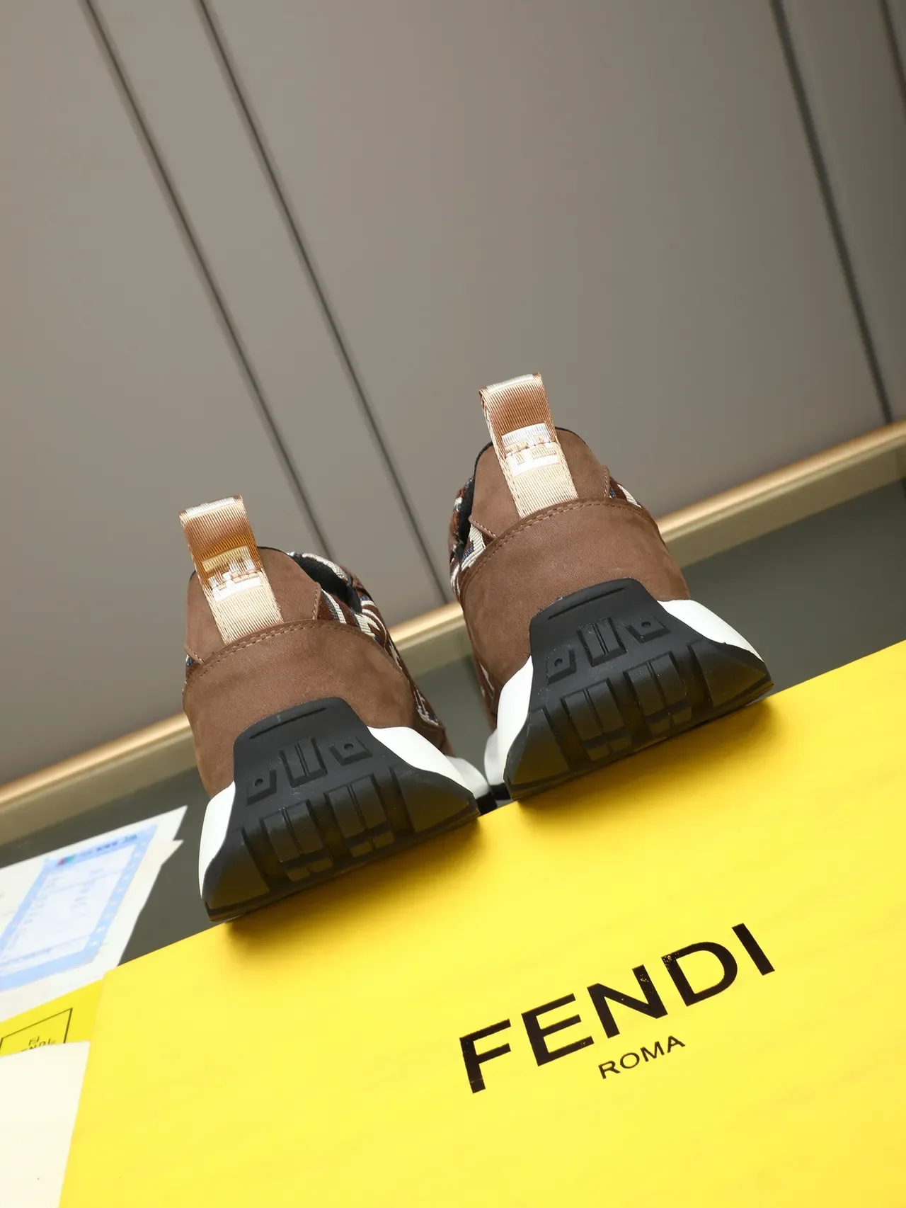 Fendi Runner Marron Beige FF Jacquard Textile Suede Overlays Chaussures Lifestyle 4