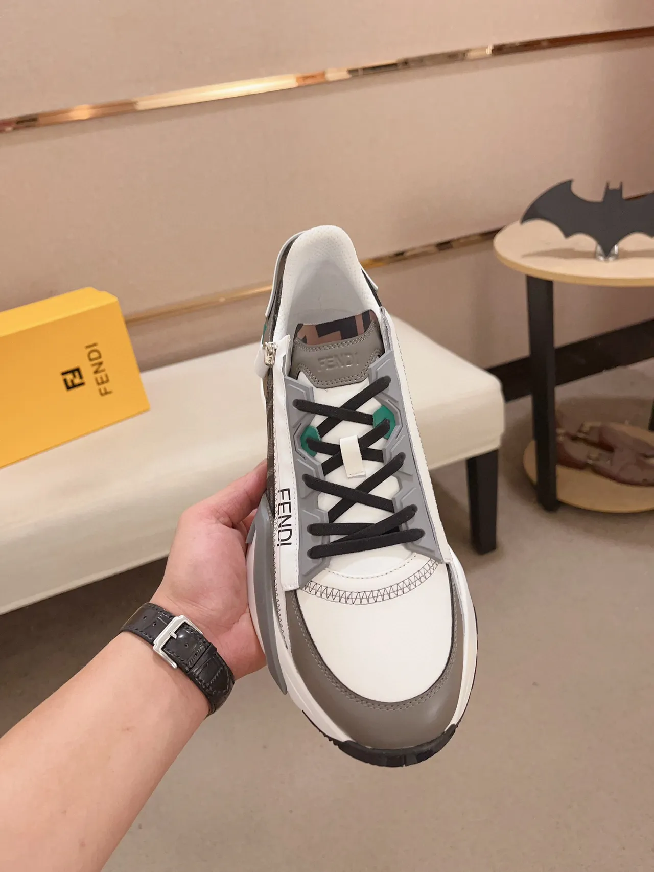 Fendi Runner Tênis Chunky Brancos Cinza Verde 2