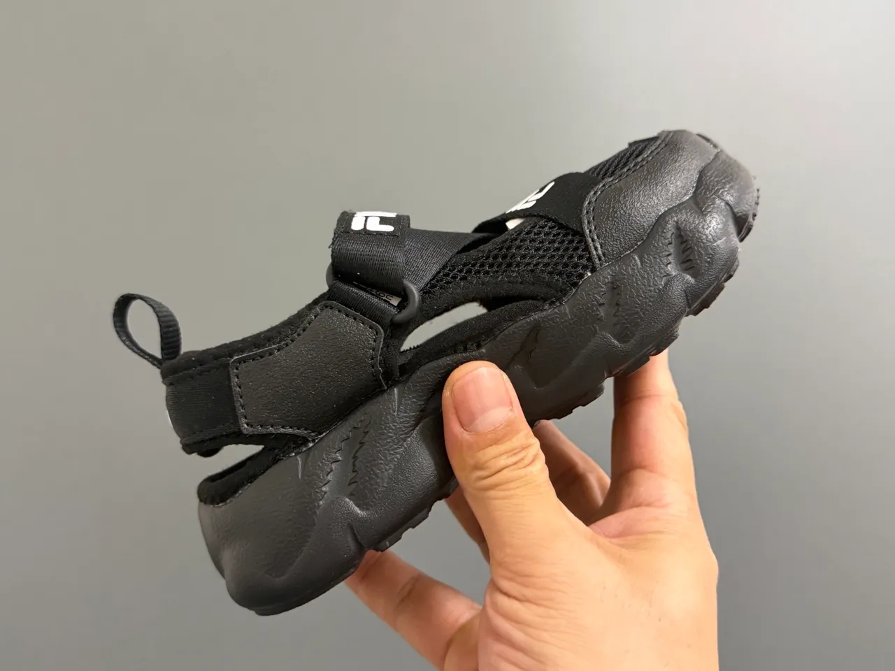 Fila Beige Black Chunky Sole Mesh-and-Synthetic Upper Casual Sandals 10