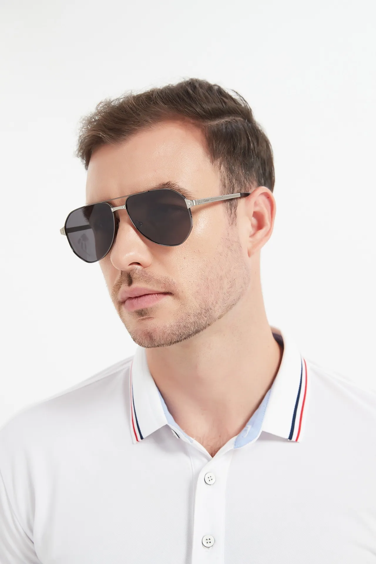 Aviator-Style Thin Metal Frame Dark Lens Sunglasses 7