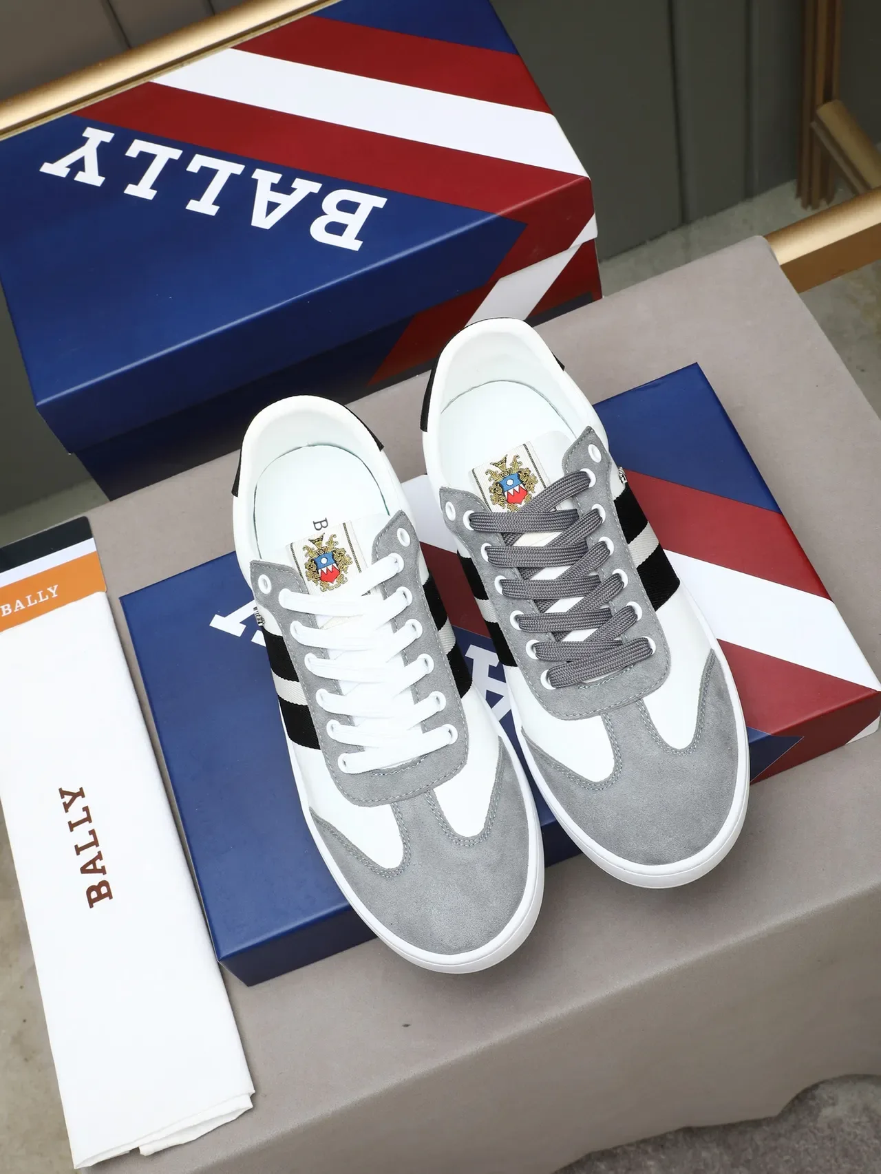 Bally Classic Stripe White Black Gray Lifestyle Sneakers 3