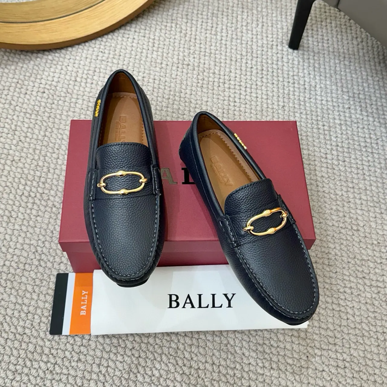 Bally Horsebit Loafer Bleu marine Cuir grainé Boucle dorée Loafers 2