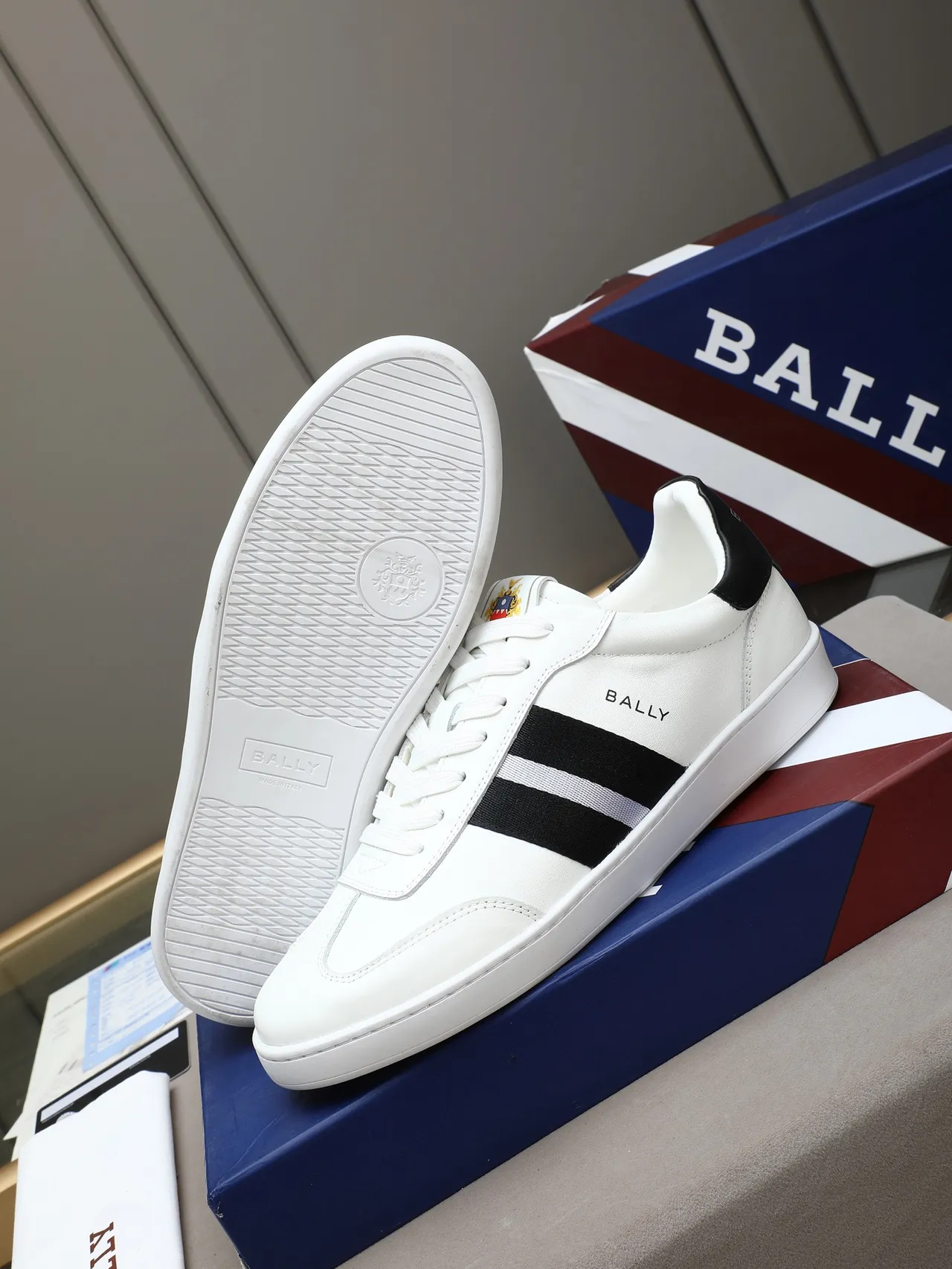 BALLY White Black Leather Upper Three-Stripe Side Panel Lifestyle Sneakers 4