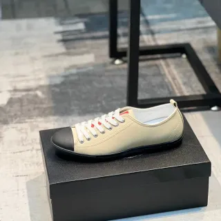 Beige and Black Lace-Up Low-Top Casual Shoe