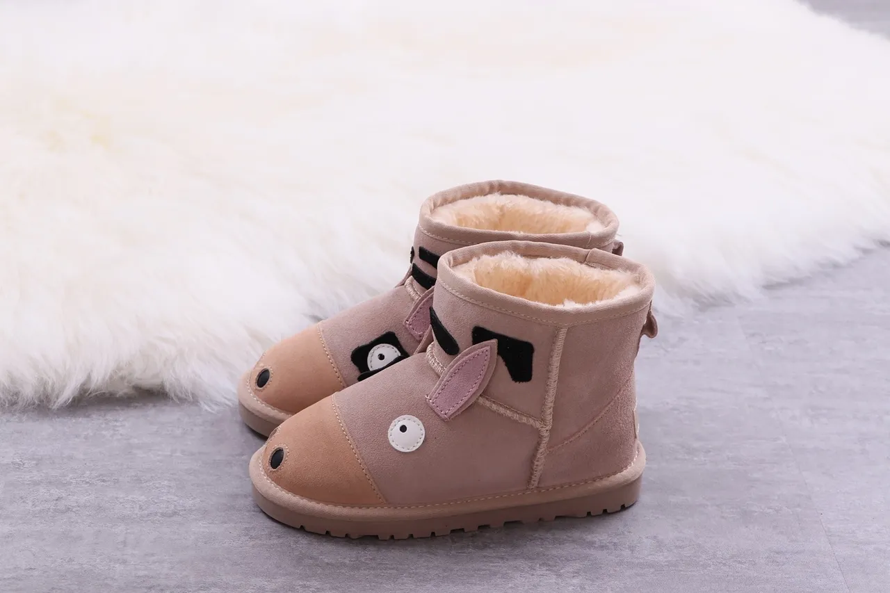 Beige Brown Animal-Face Appliqué Plush-Lined Interior Snow Boots 10