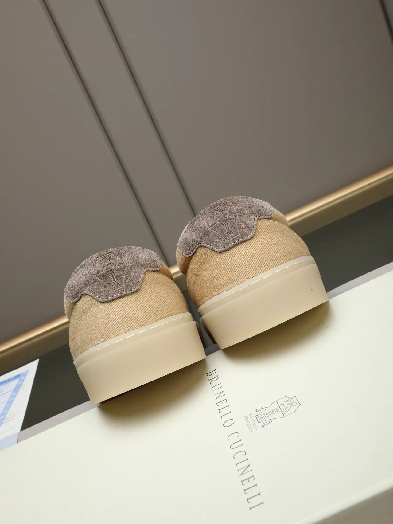 Beige Brown Upper Suede Heel Tab Canvas Shoes 3
