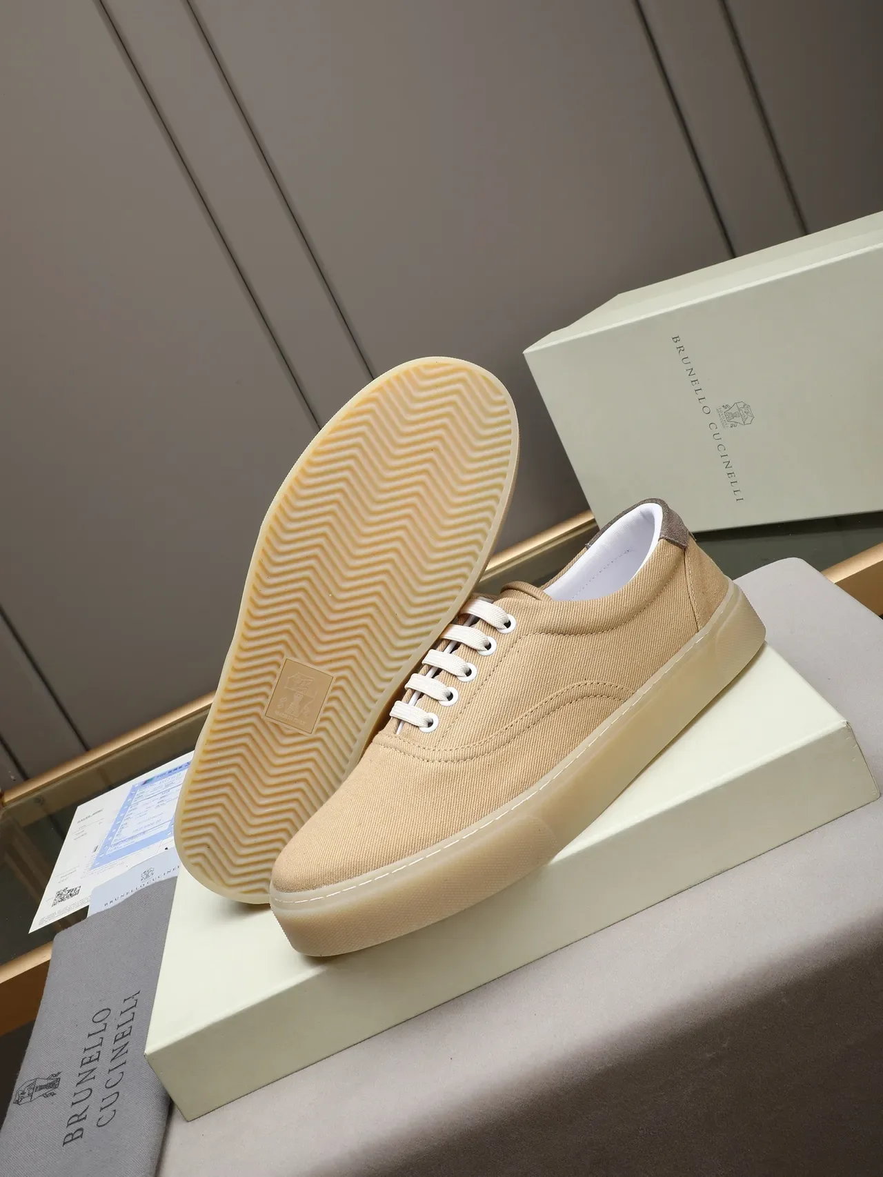 Beige Brown Upper Suede Heel Tab Canvas Shoes 4
