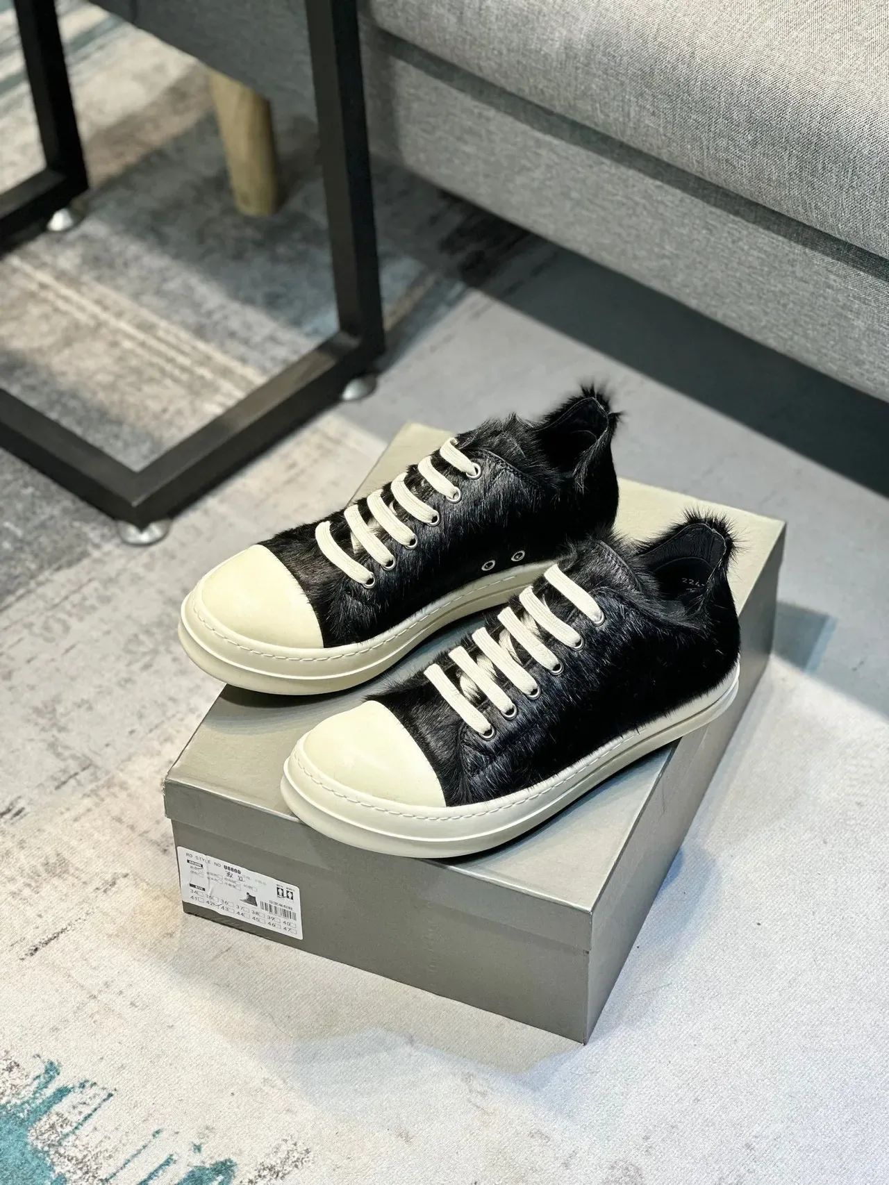 Black Beige Fur Upper Rubber Toe Cap Sneakers 7