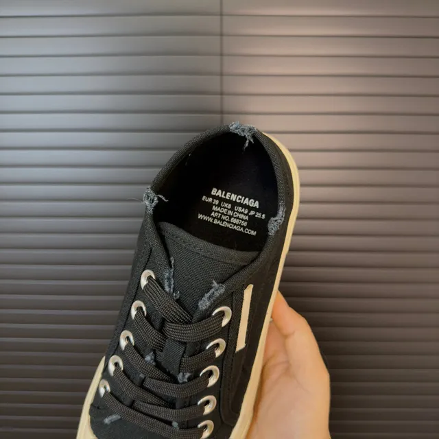 Black Beige Low-Top Upper Canvas Shoes 7