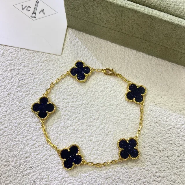 Black Gold Clover-Shaped Charms Glittery Dark Stone Inlay Bracelet 6