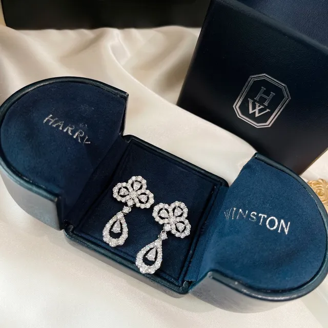 Black Gold Floral-Motif Drop Teardrop Pendant Earrings 6