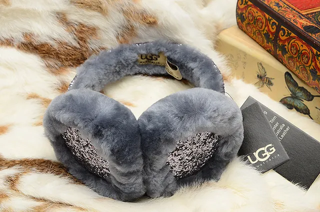 Boné com faixa preto e dourada fluffy faux fur glitter-accented 12
