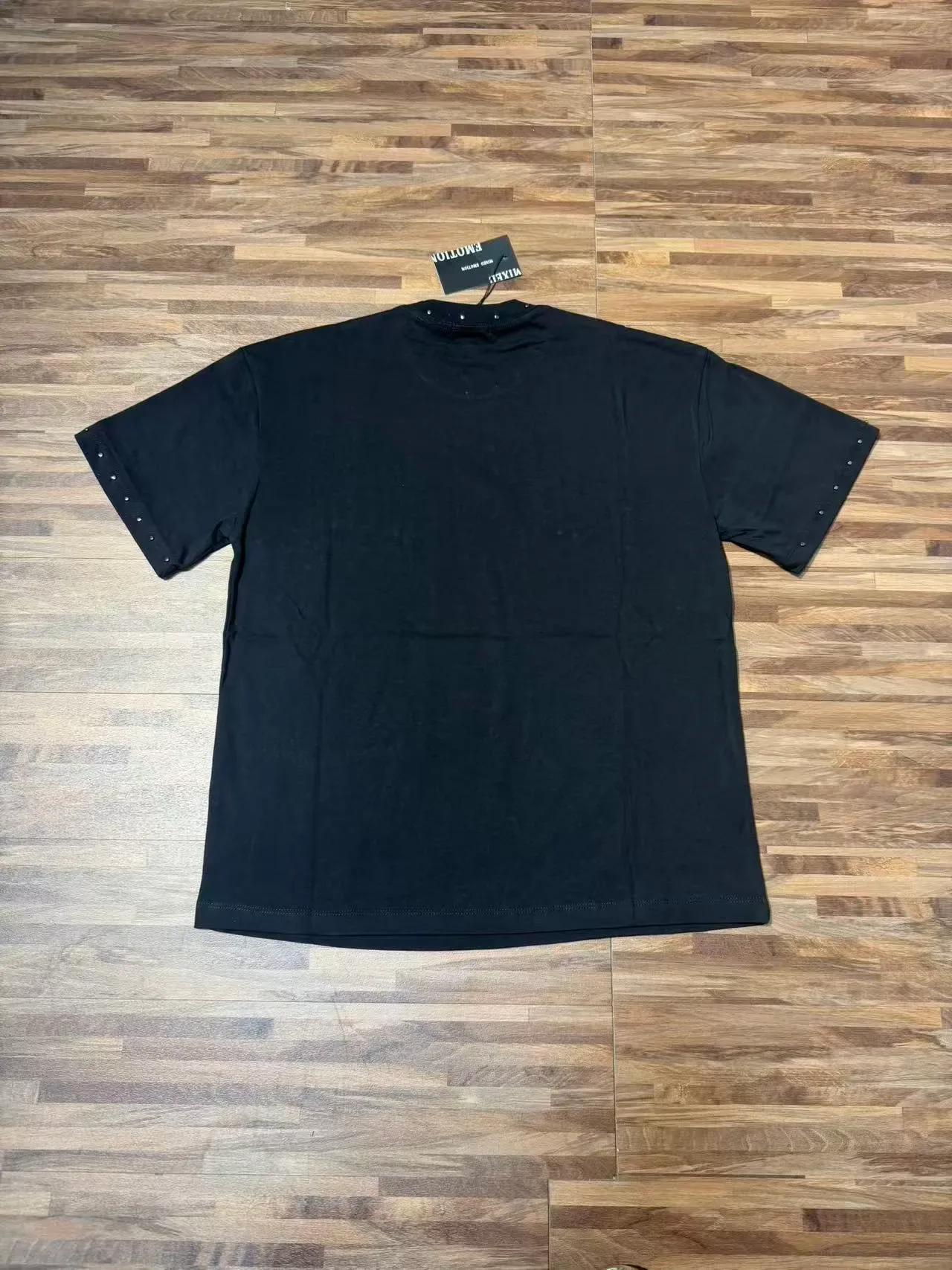 Black Graphic-Print Studded Sleeve T-Shirt 4