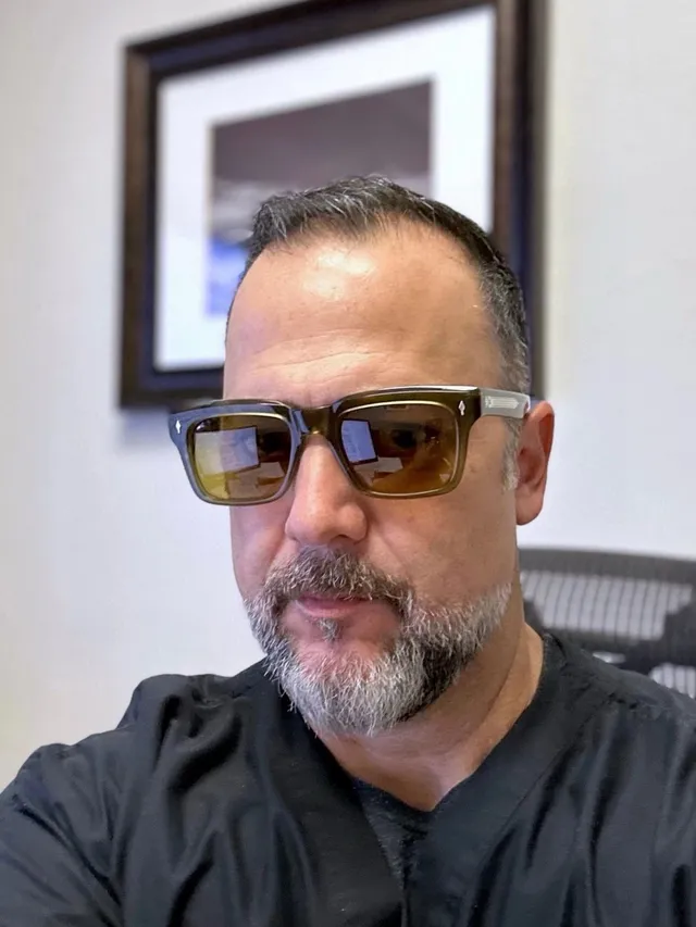 Black Gray Rectangular Frame Thick Acetate-Like Temples Sunglasses 9