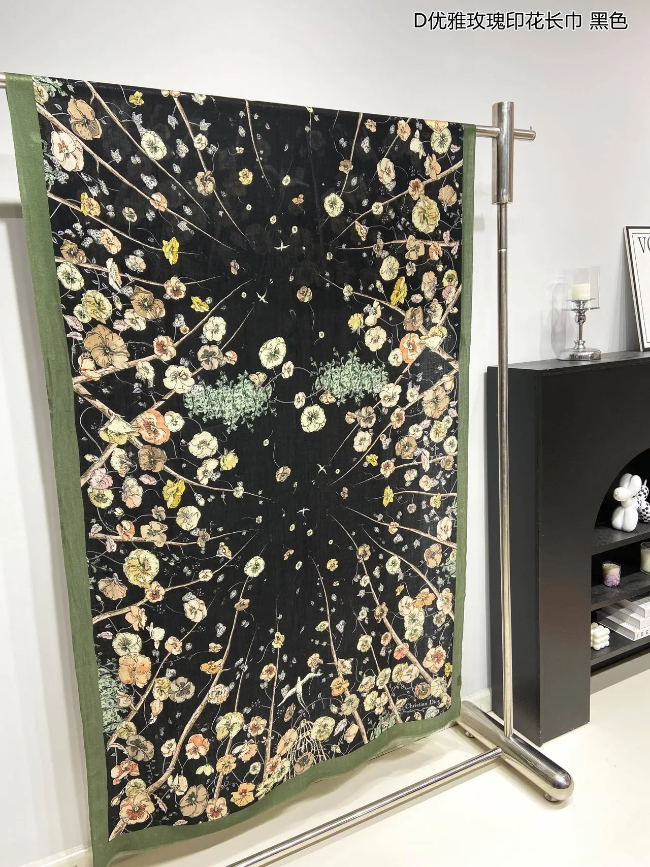 Black Green Floral-Print Bordered Shawl 4