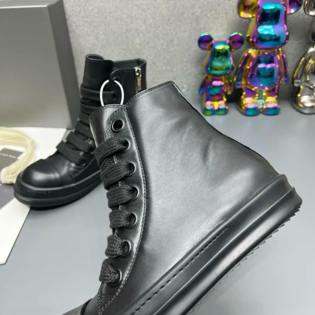 Black High-Top Smooth Leather Upper Ankle Boots 8