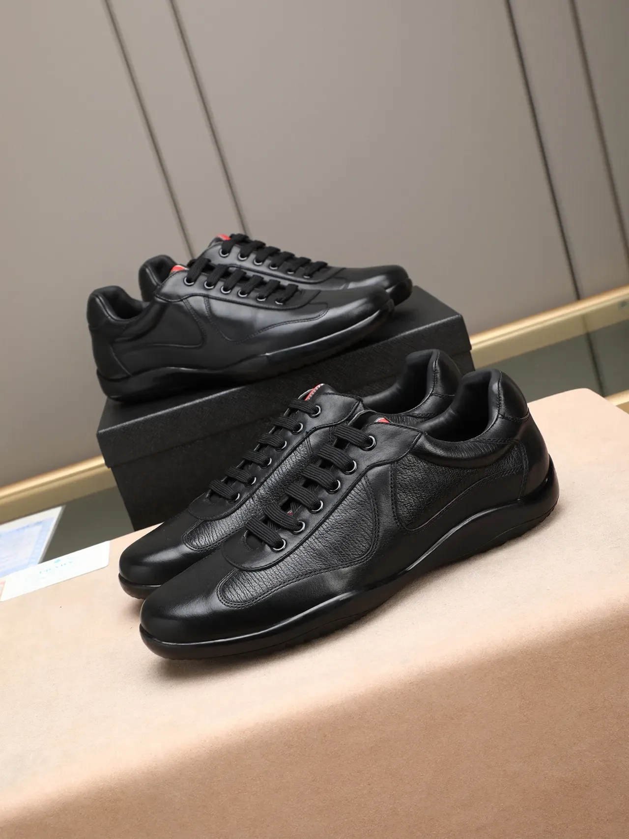 Black Leather Lace-Up Casual Shoe 2