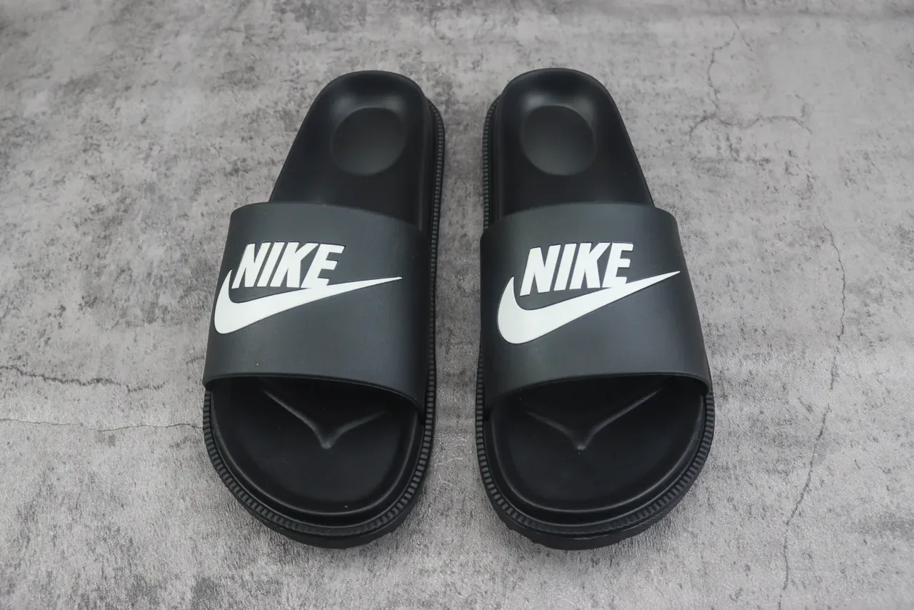 Black Molded Rubber Slide Slipper 2