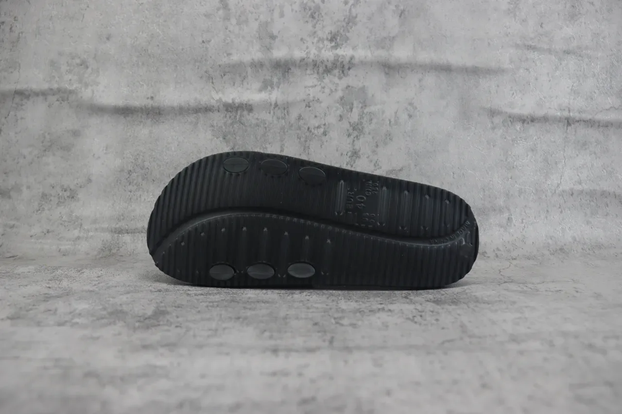 Black Molded Rubber Slide Slipper 6