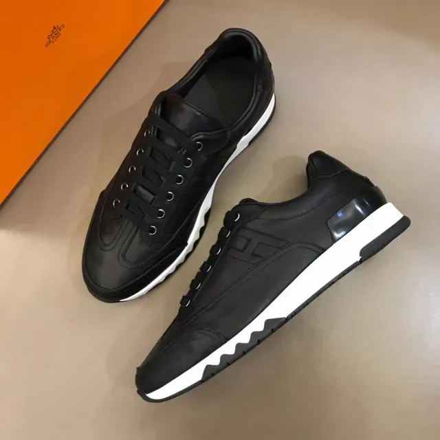 Black White Leather Upper Wavy Midsole Sneakers 7