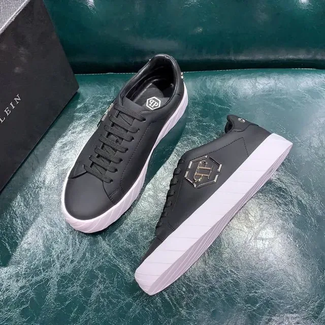 Black White Matte Upper Ribbed Sole Sneakers 2