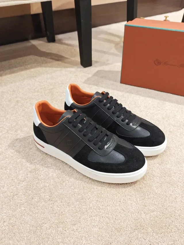 Sneakers lifestyle daim et cuir noir et blanc semelle plateforme panelée 5