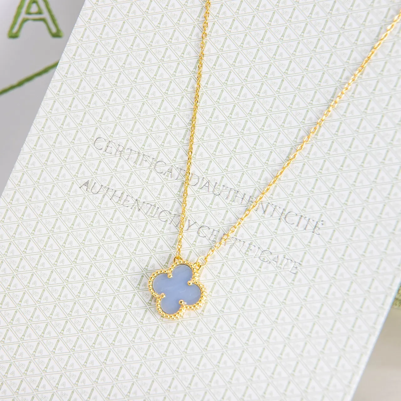 Blue Gold Clover-Shaped Pendant Beaded Bezel Edge Necklace 5