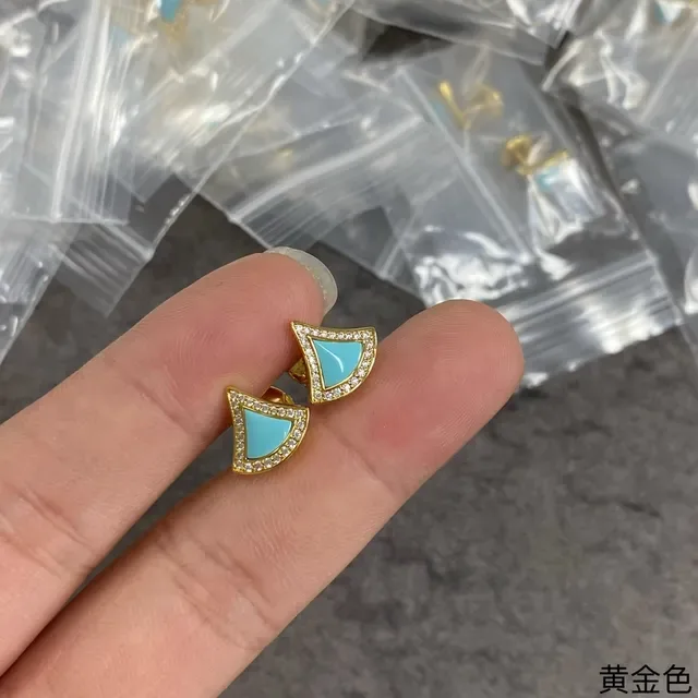 Blue Gold Fan-Shaped Enamel Necklace 2