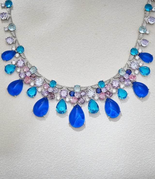 Blue Multicolor Floral Motif Teardrop-Cut Necklace 3