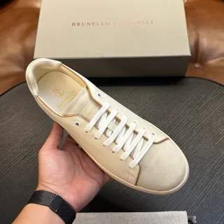 Brunello Cucinelli Sapatos Casuais de Couro-Suede Low-Top Off-White