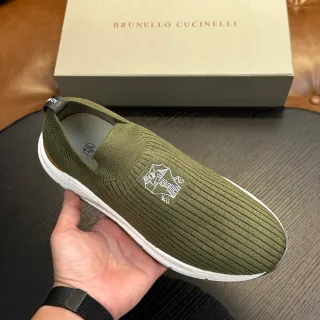 Brunello Cucinelli जैतून हरा बुनाई स्लिप-ऑन काजुअल जूता