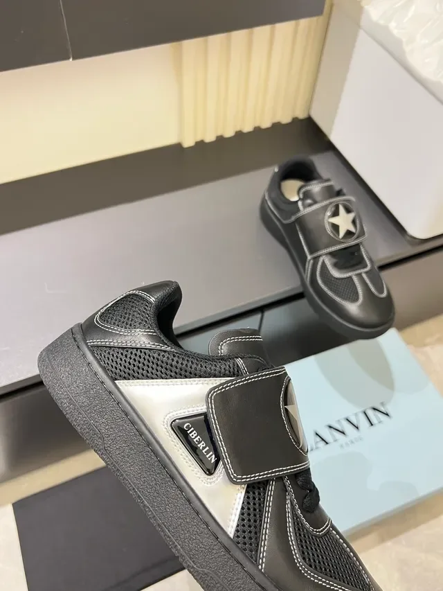 CIBERL Black and Silver Star Strap Lifestyle Sneakers 3