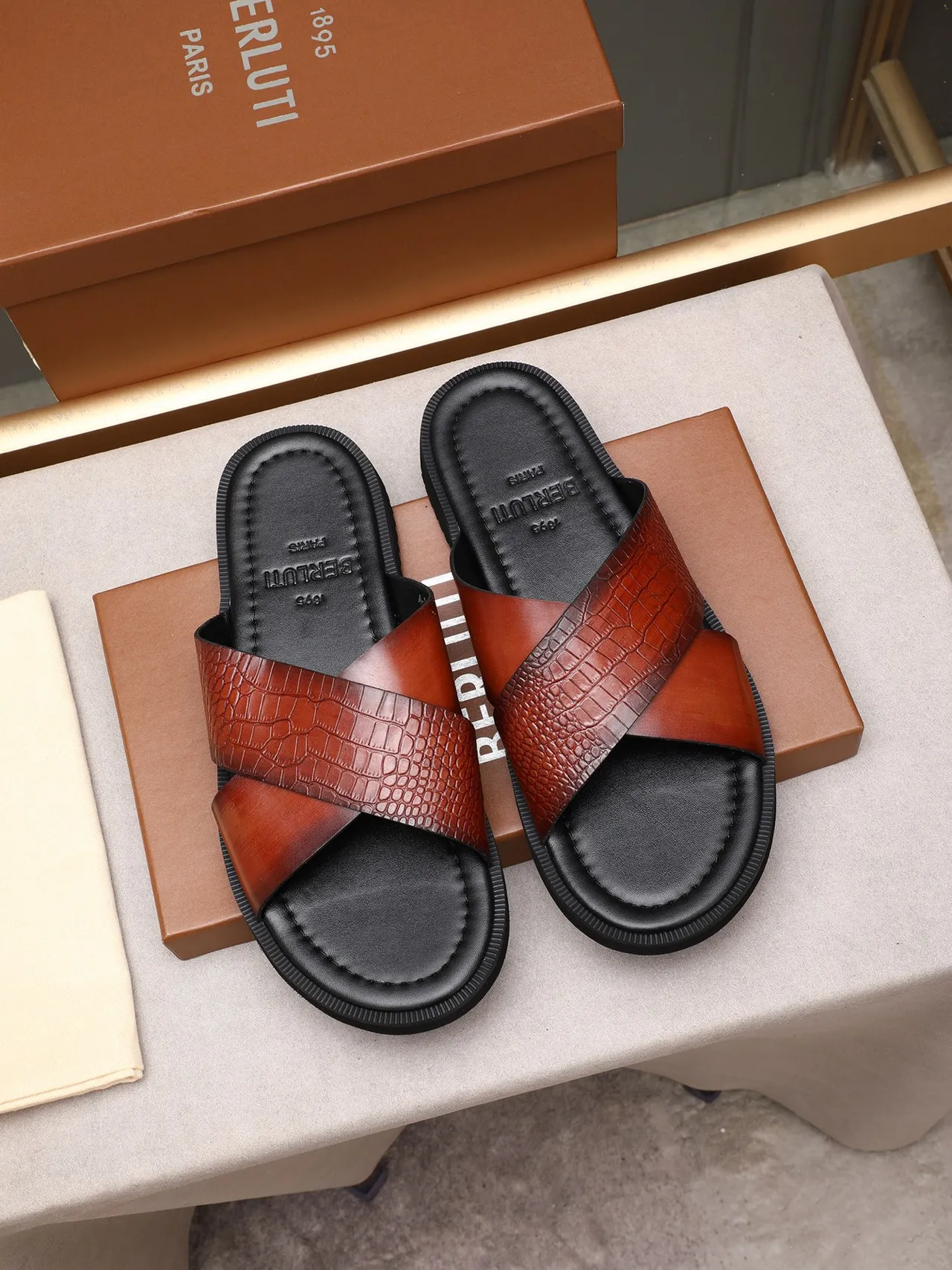 Color-Blocked Crocodile-Embossed Double-Strap Slippers 5